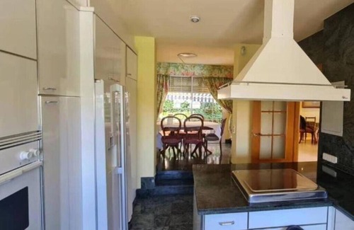 Algete Villa | Mountain View Villa with Swimming Pool in Algete