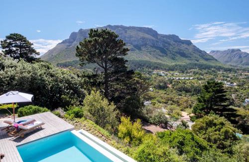 Hout Bay Villa | Mountain View Villa
