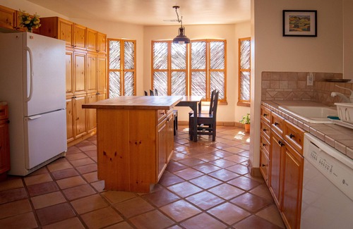 Placitas House | Mountain views and spectacular sunsets!
