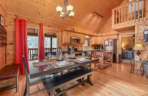 Black Bear Falls Cabin | Mountain Views-Black Bear Falls-Cub Hideaway- 3 King Suites sleeps 8