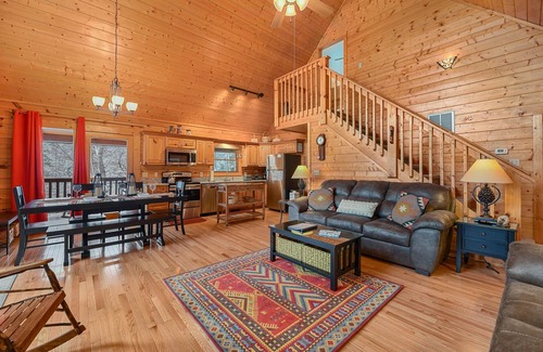 Black Bear Falls Cabin | Mountain Views-Black Bear Falls-Cub Hideaway- 3 King Suites sleeps 8