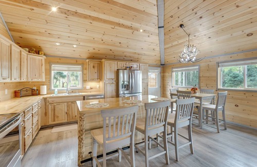 Fort Garland Cabin | Mountain Views: Cabin in Fort Garland Near Hiking