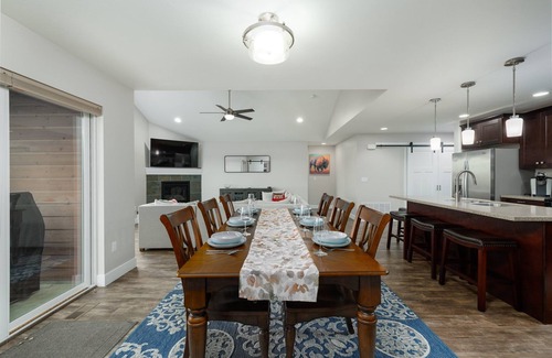 Bozeman House | Mountain Views, Single family home near airport. Skyview Retreat!