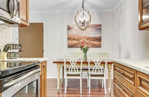 Casas Adobes Condo | Mountain Views, Sparkling Pools - Perfect Getaway!
