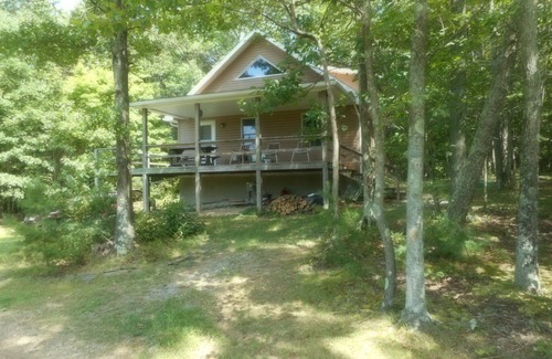 Clearville House | Mountain views, total seclusion Southern Bedford County, PA - Big Discounts!