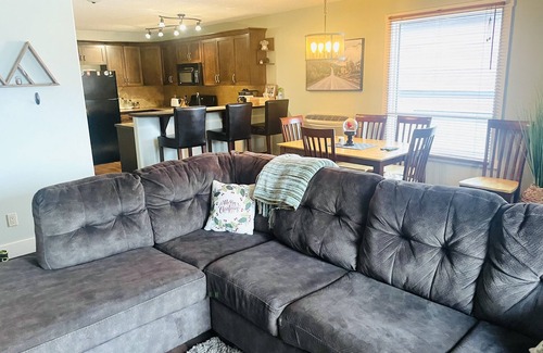 East Kootenay Condo | Mountain Village Living/2 Bed/2 Bath/2 Balcony