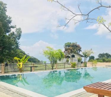 Suriyakanda Hotel | Mountain Villa