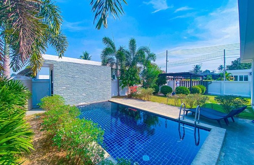 Huai Yai Villa | Mountain Village