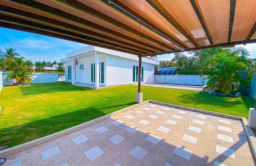 Huai Yai Villa | Mountain Village