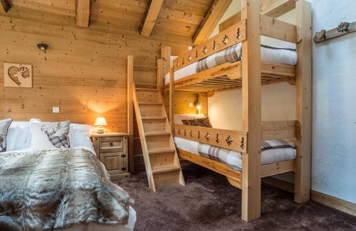 Saint-Jean-dʼAulps Ski Chalet | Mountain Voyages - Chalet Allechant