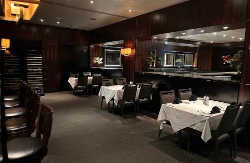 New Cumberland Hotel | Mountaineer Casino Resort