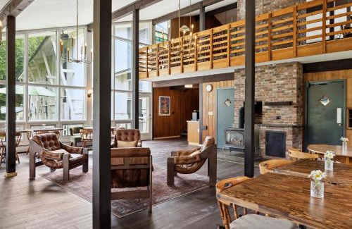 West Dover Cabin | Mountaineer Inn