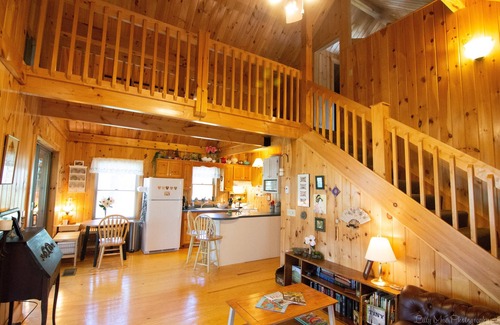 Shapleigh Cabin | Mountains, Beach, or Boston Day Trips! Swimming, Foliage, Winter Sports Nearby