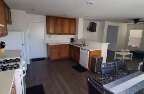North Las Vegas House | Mountains Desert, Great Neighborhood, Comfortable, Parking, Wifi