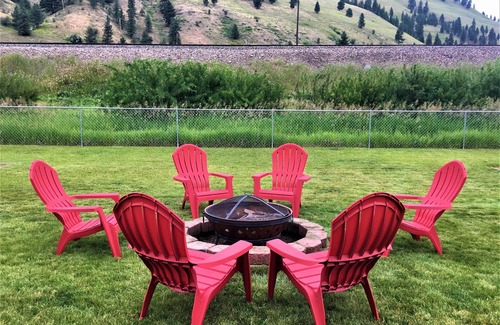 Heart of Missoula House | Mountains of Memories!