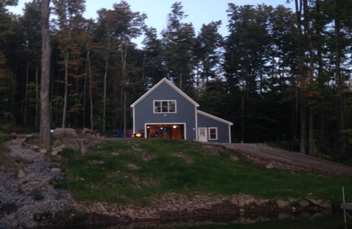 Bristol Cabin | Mountainside Cabin – Bristol, VermontnUnplug. Relax. Reconnect with Nature.