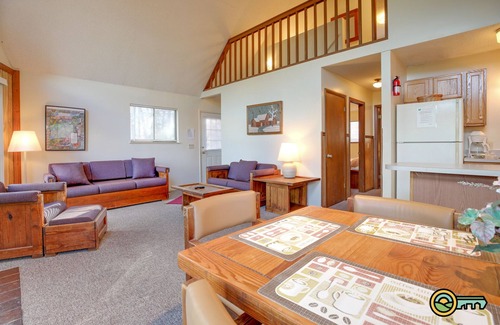Basye Ski Chalet | Mountainside Chalet (#119) - Valley & Golf Course views!