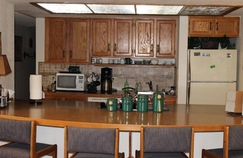 Frisco Condo | Mountainside Condo—2 bedrooms + loft, 2 baths. Ski 4 resorts nearby!