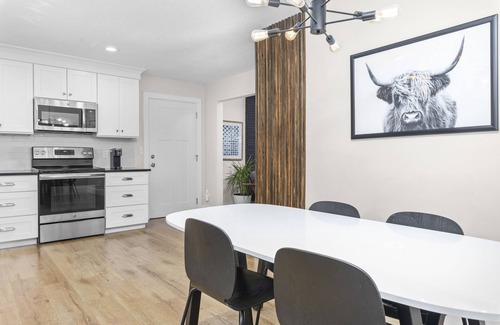 Bountiful House | Mountainside Home close to SLC and Ski Resorts