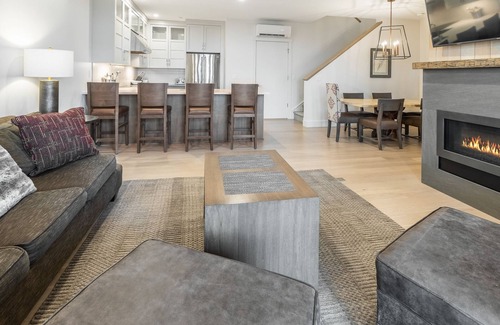 Ludlow Condo | Mountainside Luxury 2-Level Condo at Okemo. Ski-In/Out.