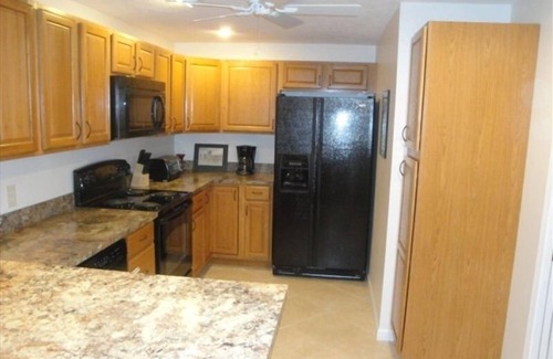 Skyland Apartment | Mountainside Tranquility in South Asheville Near Biltmore & Parkway