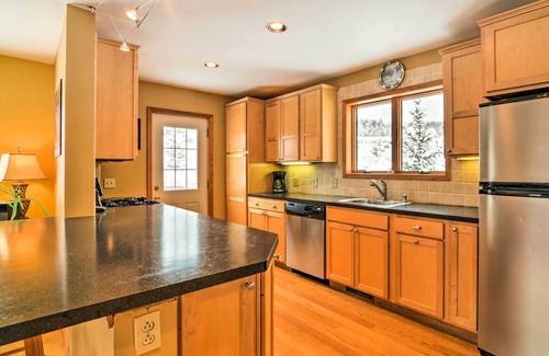Ellicottville House | Mountaintop Ellicottville Home: 7 Mi to Ski Resort