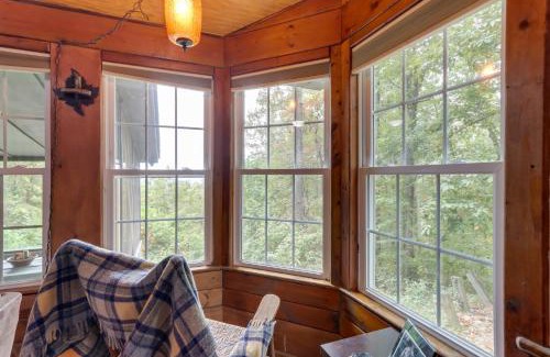 Ellijay House | Mountaintop Ellijay Cabin with Private Hot Tub