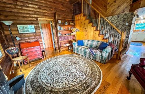 Lansing House | Mountaintop Meadows