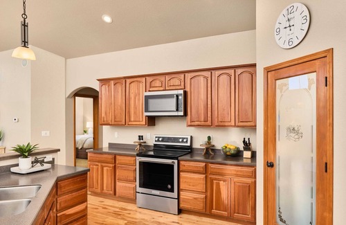 Woodland Park House | Mountainview Lodge ★ Hot Tub ★ Luxury Master Suite