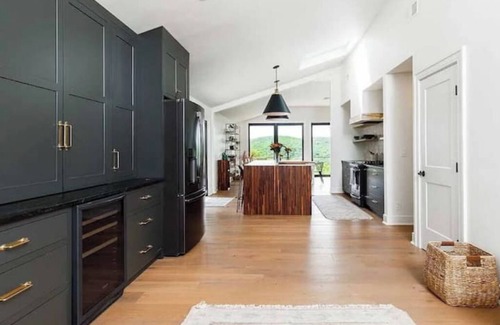 Putnam Valley House | MountainView Retreat: Scenic View, Sauna, Hikingnn