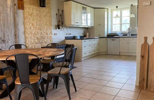 Montoussin Villa | Mountoussin · Ferme de charme vue pyrénées avec piscine