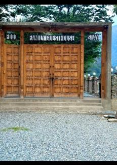 Miandam Ski Chalet | Mountvilla chalet