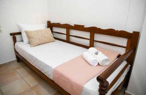 Agios Nikolaos House | Mourelo House