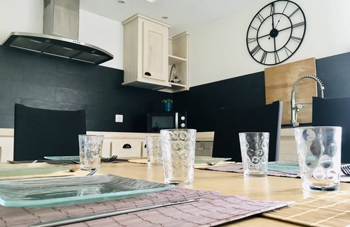 Saint-Medard House | Mouret House