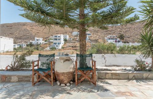 Merichas Apartment | Mouria Studio C