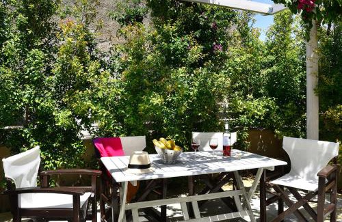 Drapanias House | Mousa Thalia