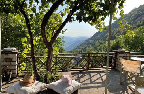 Kapesovo House | Mousafir Ontas
