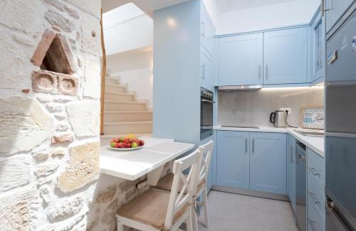 Platanias Town House | Mouse House with Sea View and Mini Pool