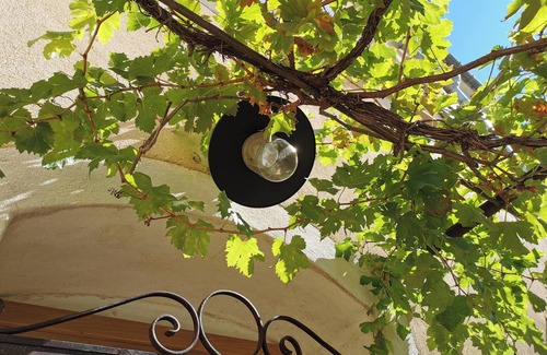 Moustiers-Sainte-Marie House | MOUSTIERS-STE-MARIE 3 * VILLAGE HOUSE WITH TERRACE AND GARAGE