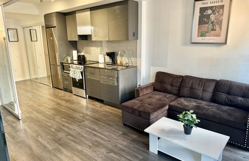 Garden District Apartment | Movich