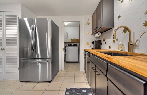 Sunrise Vista Chino House | Movie Colony Private Retreat with Location, Pool, Hot Tub & Mountain Views!