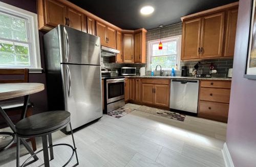 Winston - Salem House | Movie Magic - The Scene-Stealer