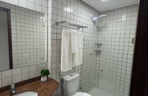 Praia do Meio Apartment | MoviHosts Ayambra