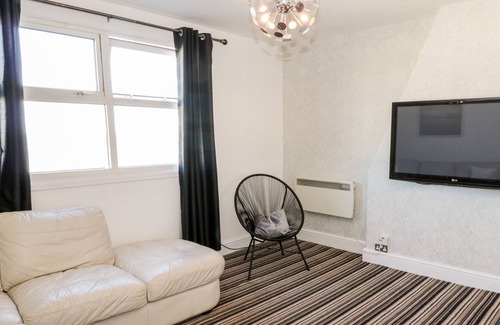Bridlington Old Town Apartment | MOWBRAY 9, pet friendly, country holiday cottage in Bridlington