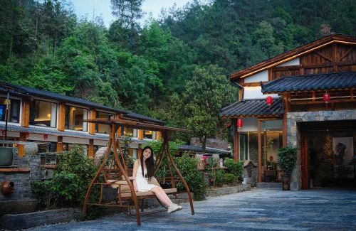 Wulingyuan Bed & Breakfast | MowenReclusion