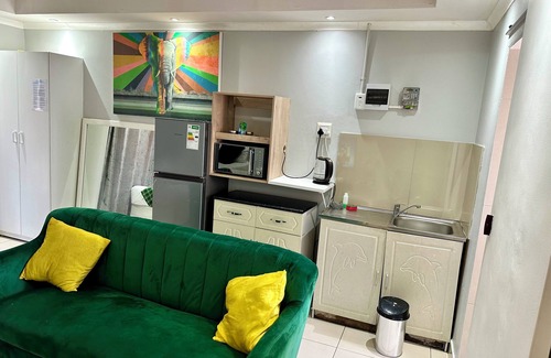 Cape Town Hotel | Mowetu Guest House