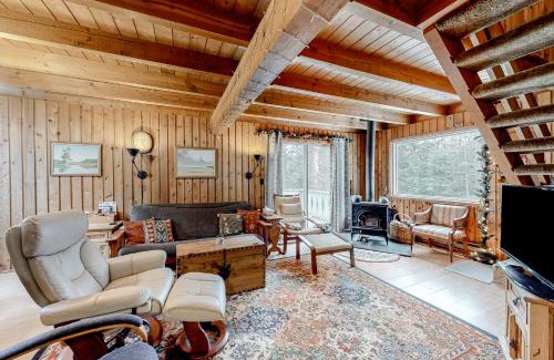 Wilmington House | Mowing Way Retreat