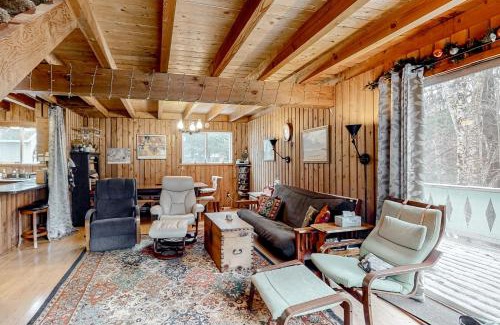 Wilmington House | Mowing Way Retreat