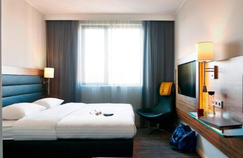 Cranford Hotel | Moxy London Heathrow Airport