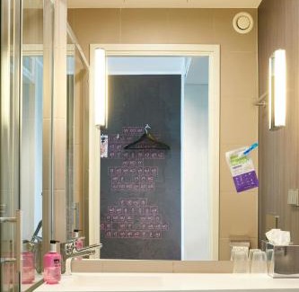 Cranford Hotel | Moxy London Heathrow Airport